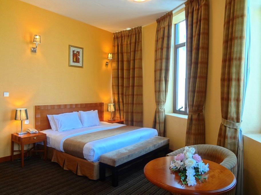 Al Massa Hotel Al Ain Esterno foto